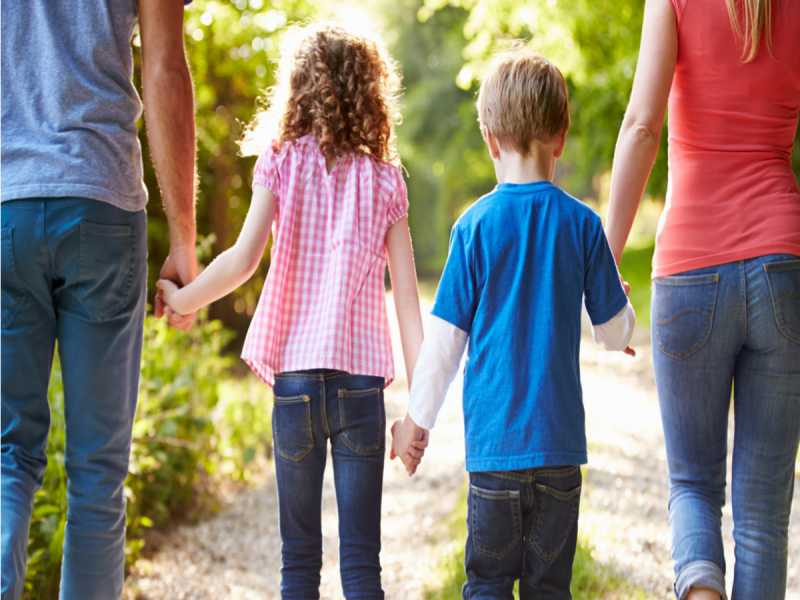 Parenting 101: Ajari Anak Untuk Menghargai Perempuan!